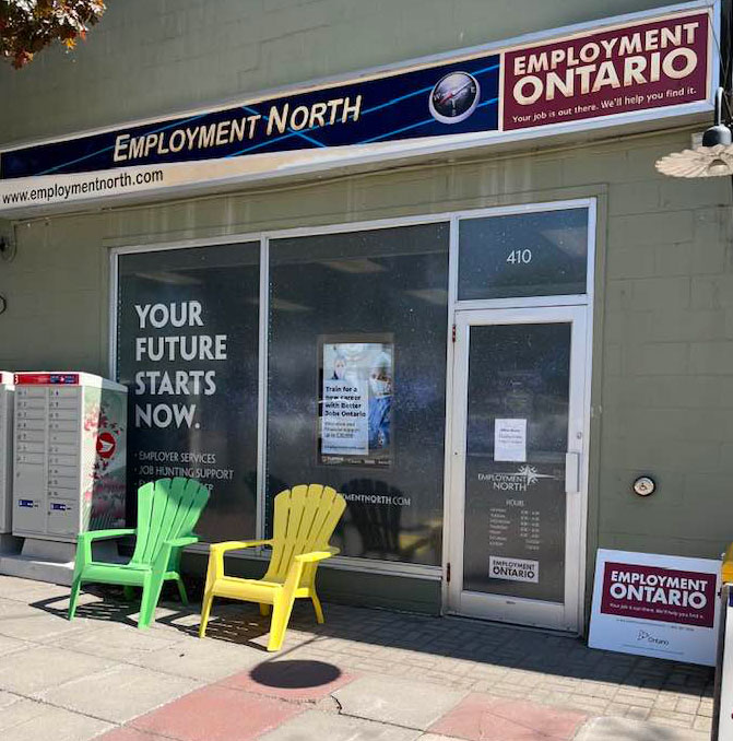 The front entrance of Employment North's Gravenhurst office. 